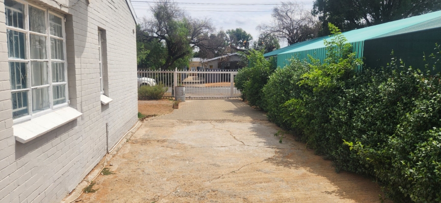 4 Bedroom Property for Sale in Wilgehof Free State